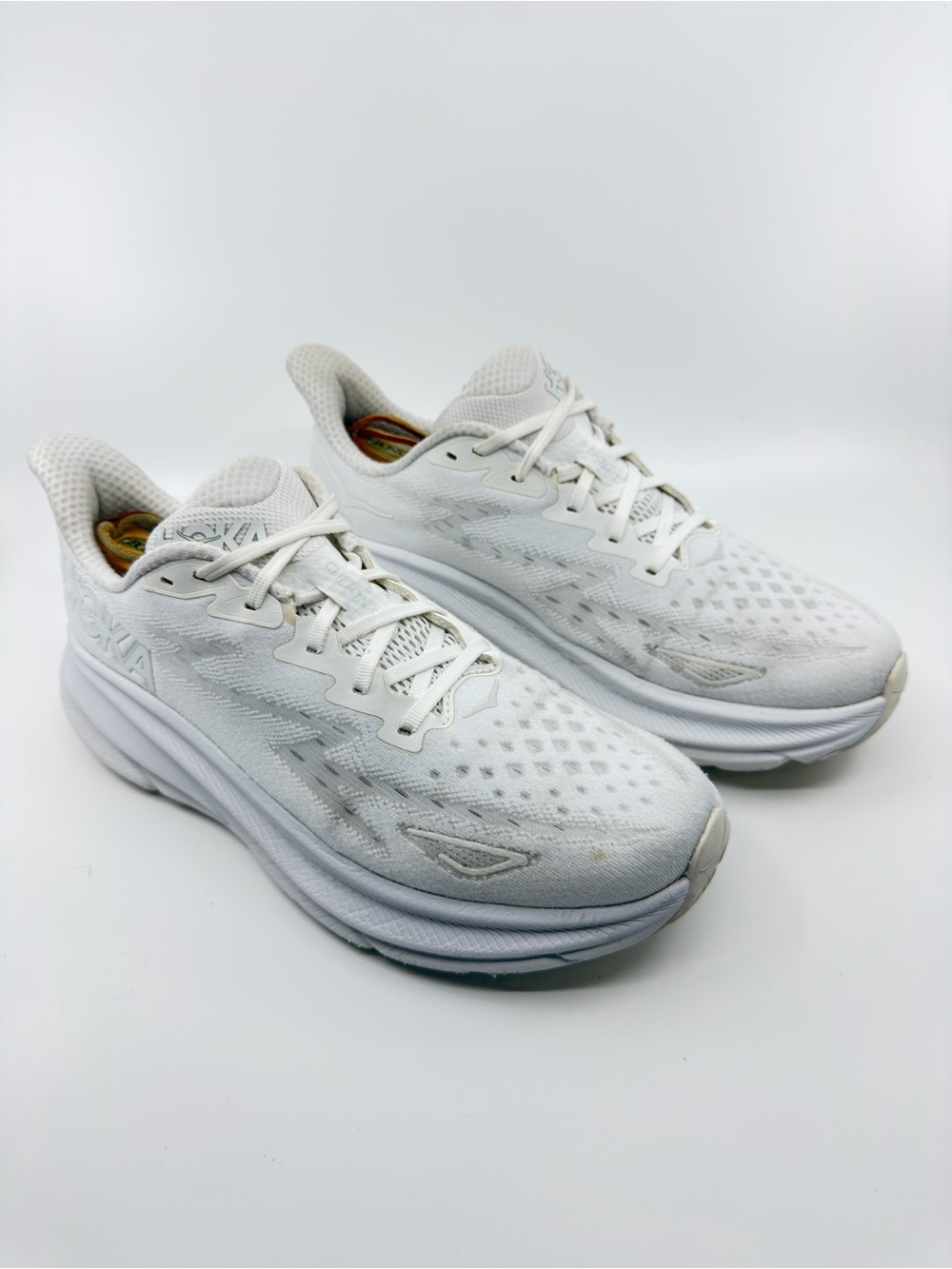 Hoka Clifton 9 Color White SZ Mens 10.5